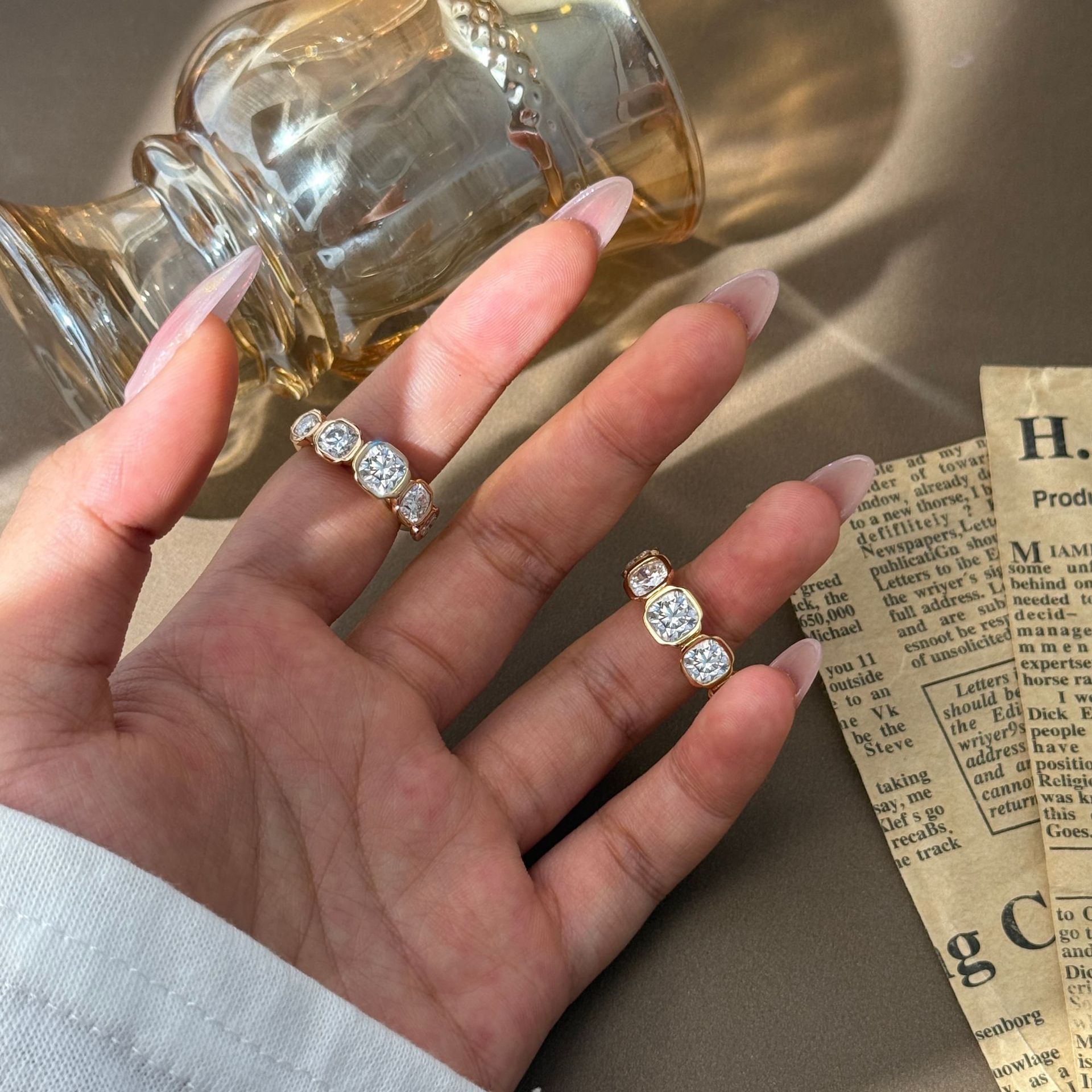 5 Stones Princess Cut Moissanite Band Ring 925 Sterling Silver 18K Gold Plated Stackable Ring — detail 2