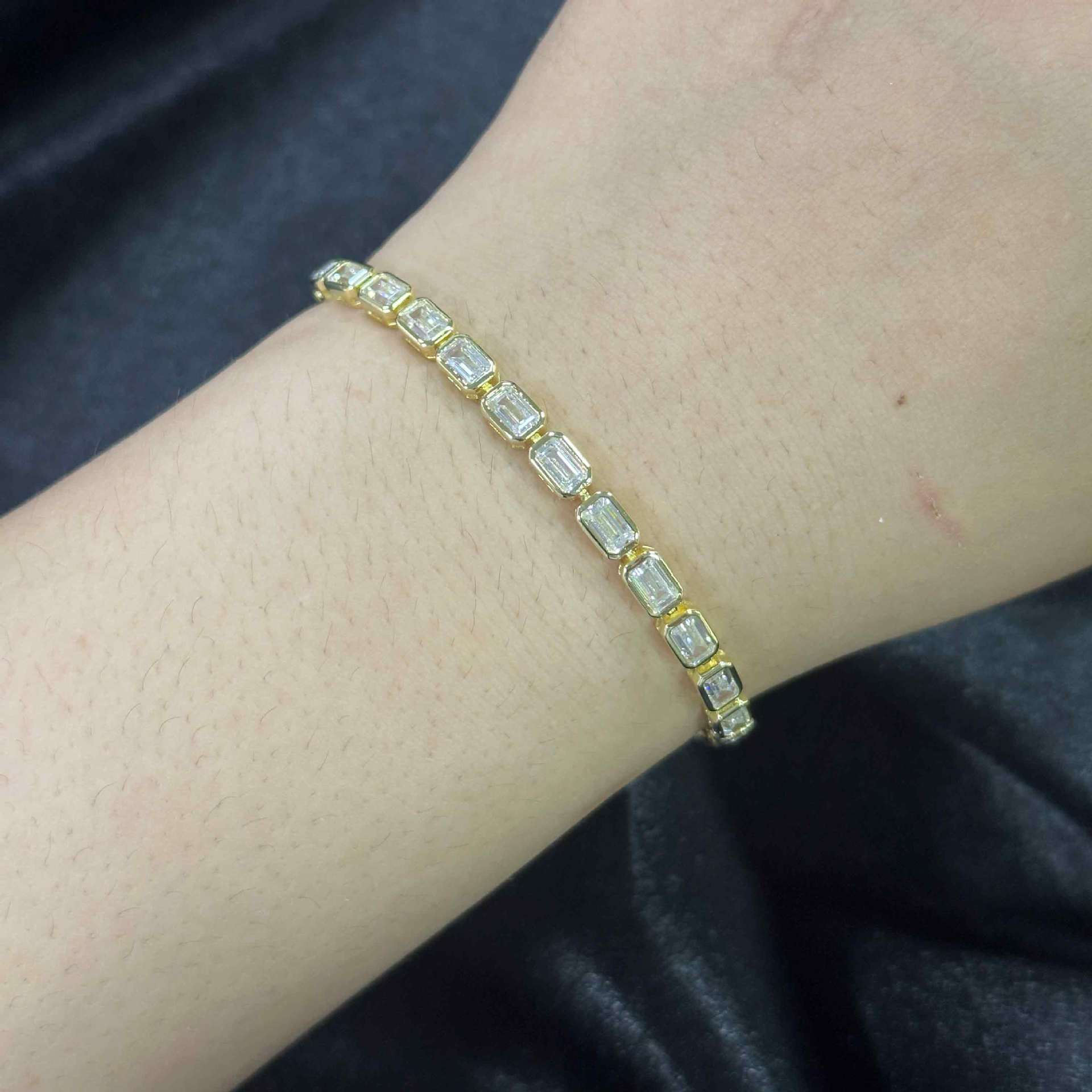 S925 Sterling Silver Moissanite Tennis Bracelet – 6 Stone Shapes, 7 Inches — detail 43
