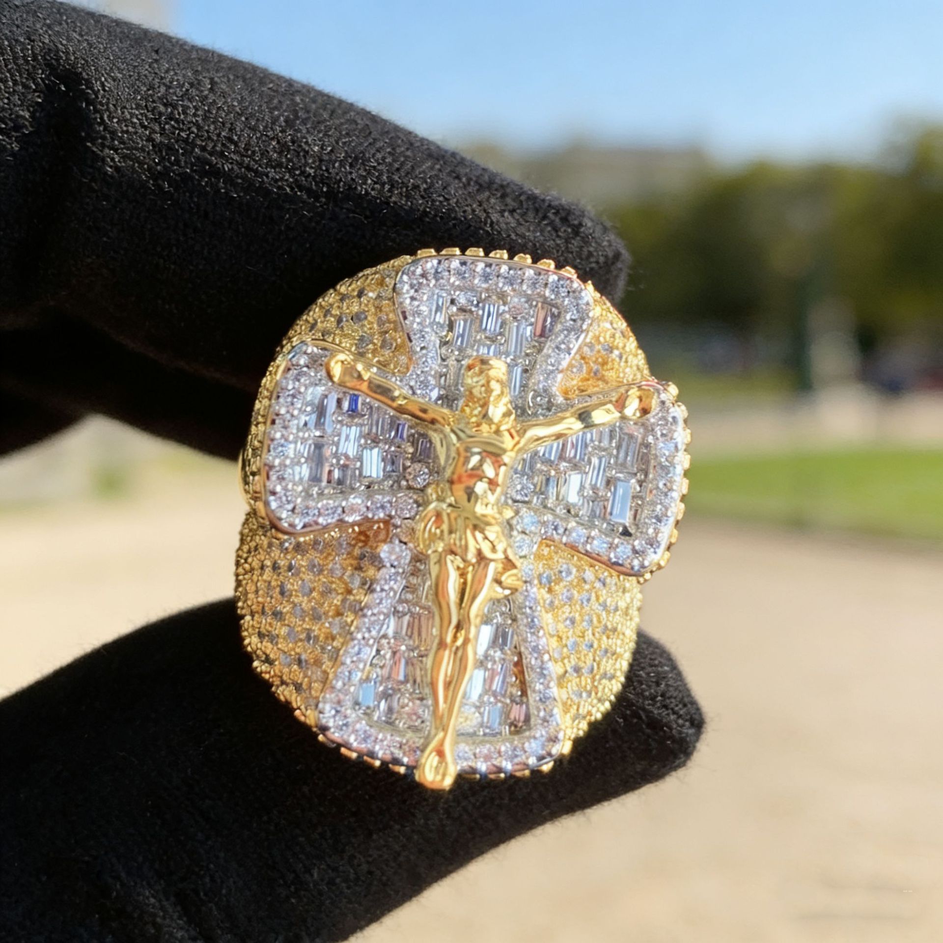 Iced Out Double Layer Cross Jesus Ring Full Paved Cubic Zirconia Hip Hop Mens Statement Ring — detail 2
