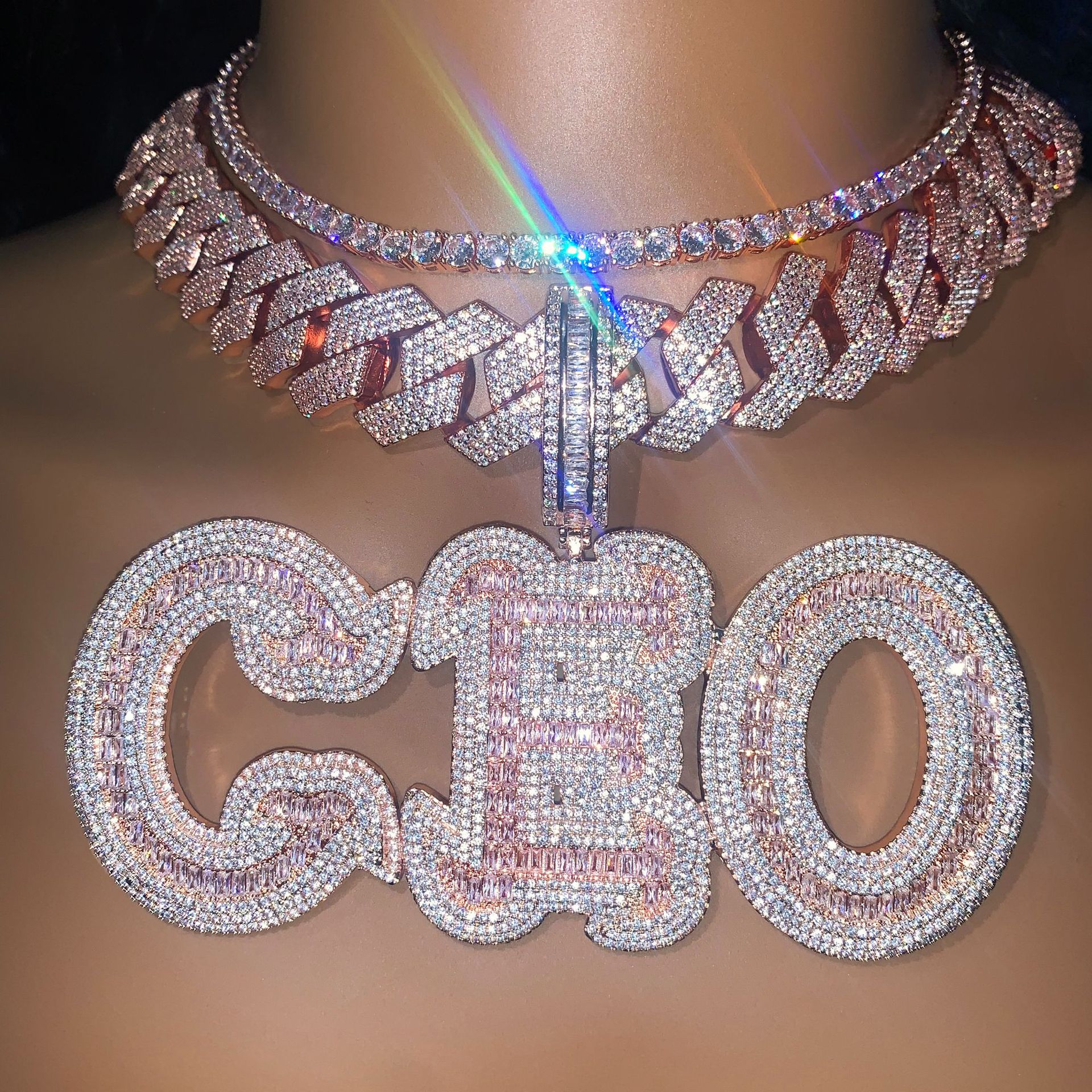 Aodhy Custom Letter Name Pendant Necklace — detail 7