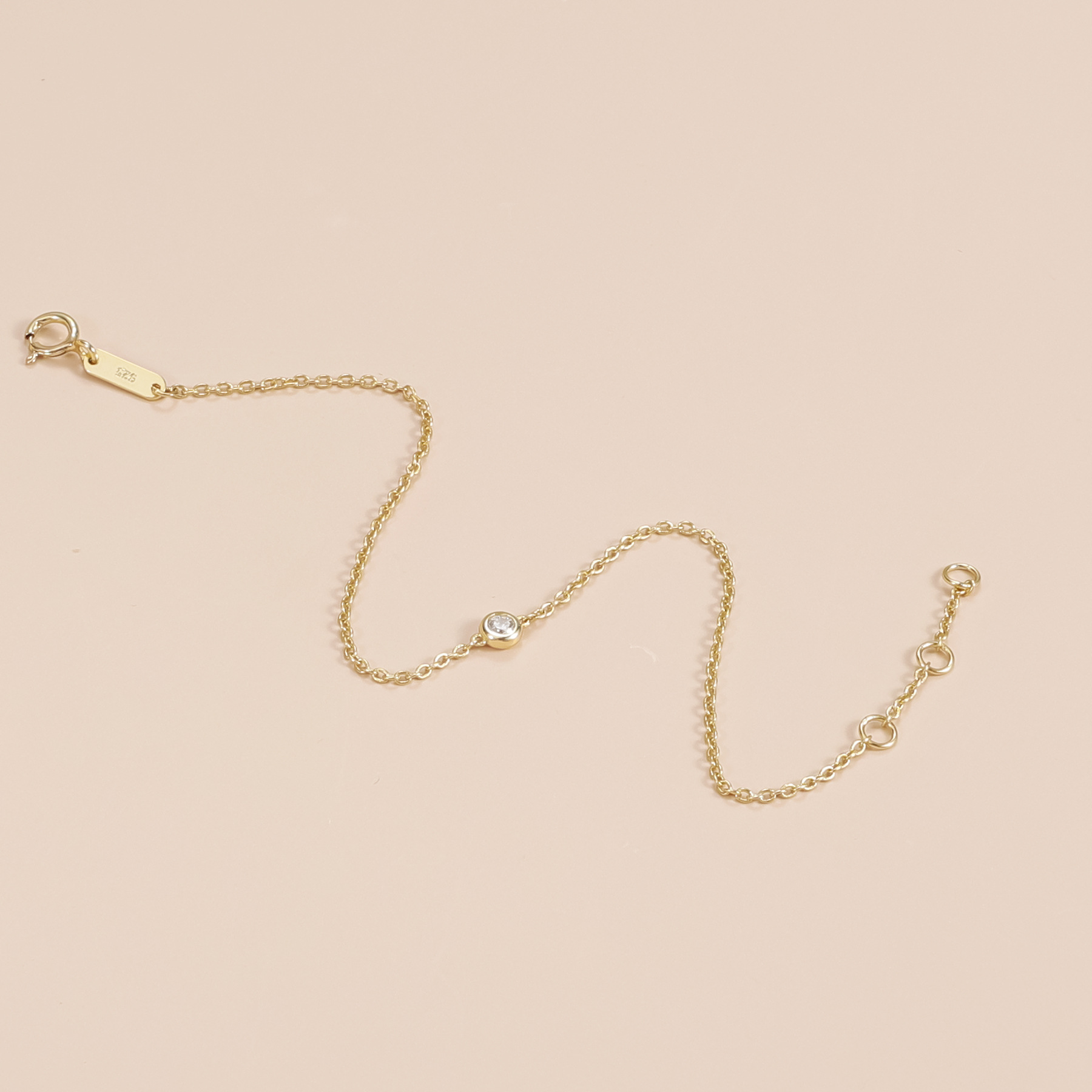 Aodhy Bubble Bezel-Set Solitaire Moissanite or Lab-Grown Diamond Bracelet — detail 4