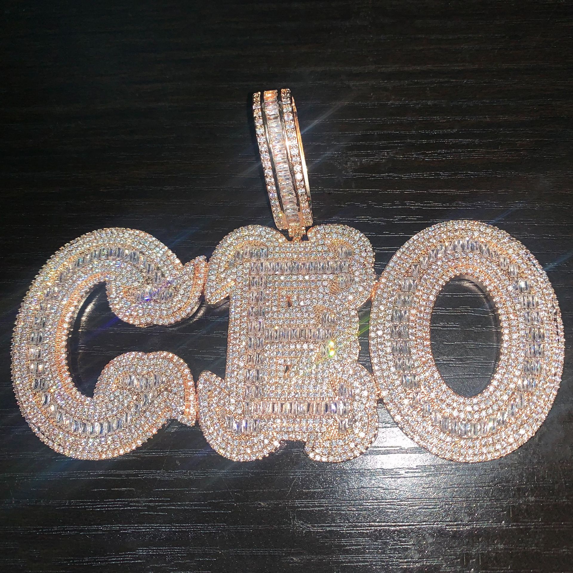 Aodhy Custom Letter Name Pendant Necklace — detail 11
