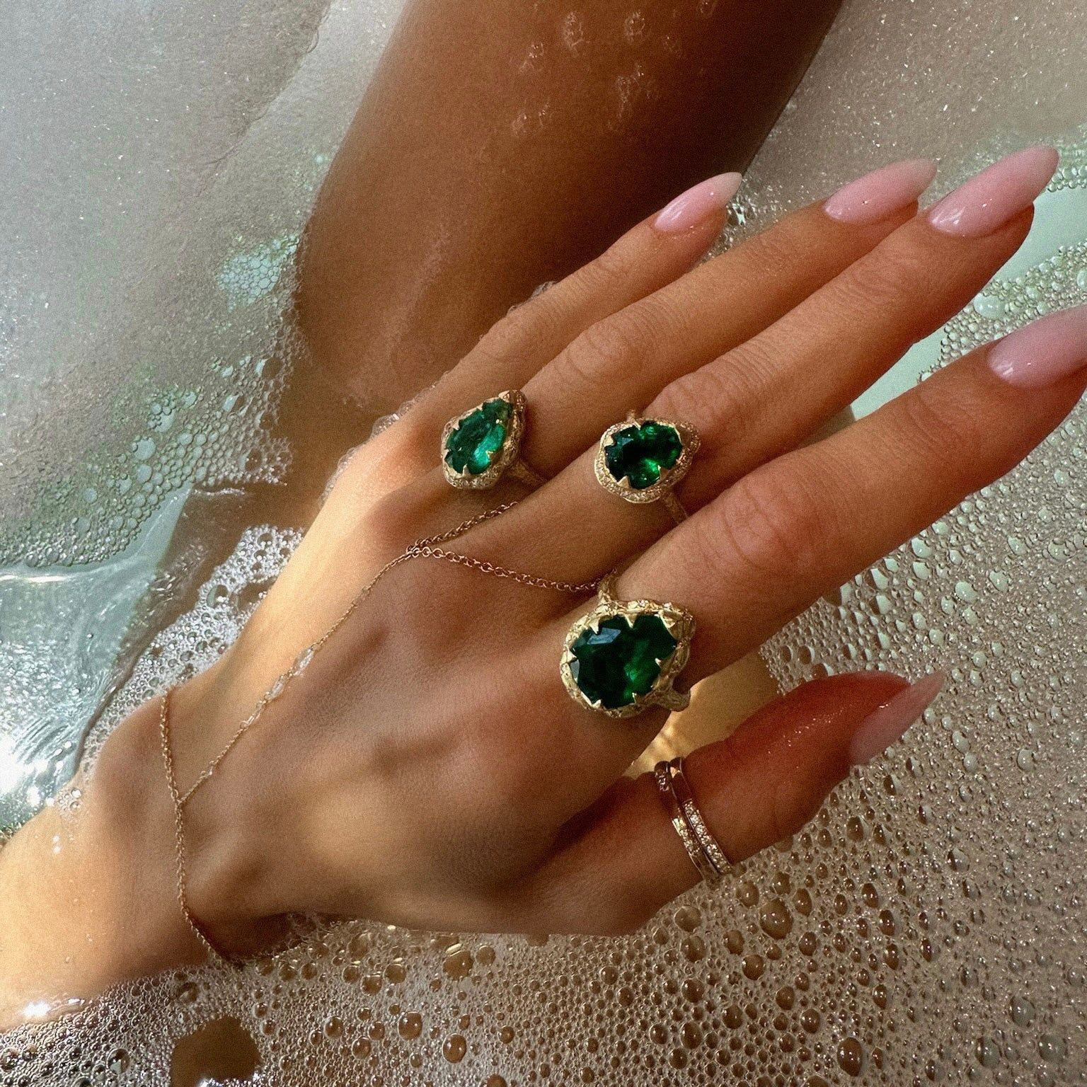 V Shape Stackable Ring, S925 Sterling Silver 18K Gold Plated, Pear Lab Grown Emerald / Moissanite Ring — detail 2
