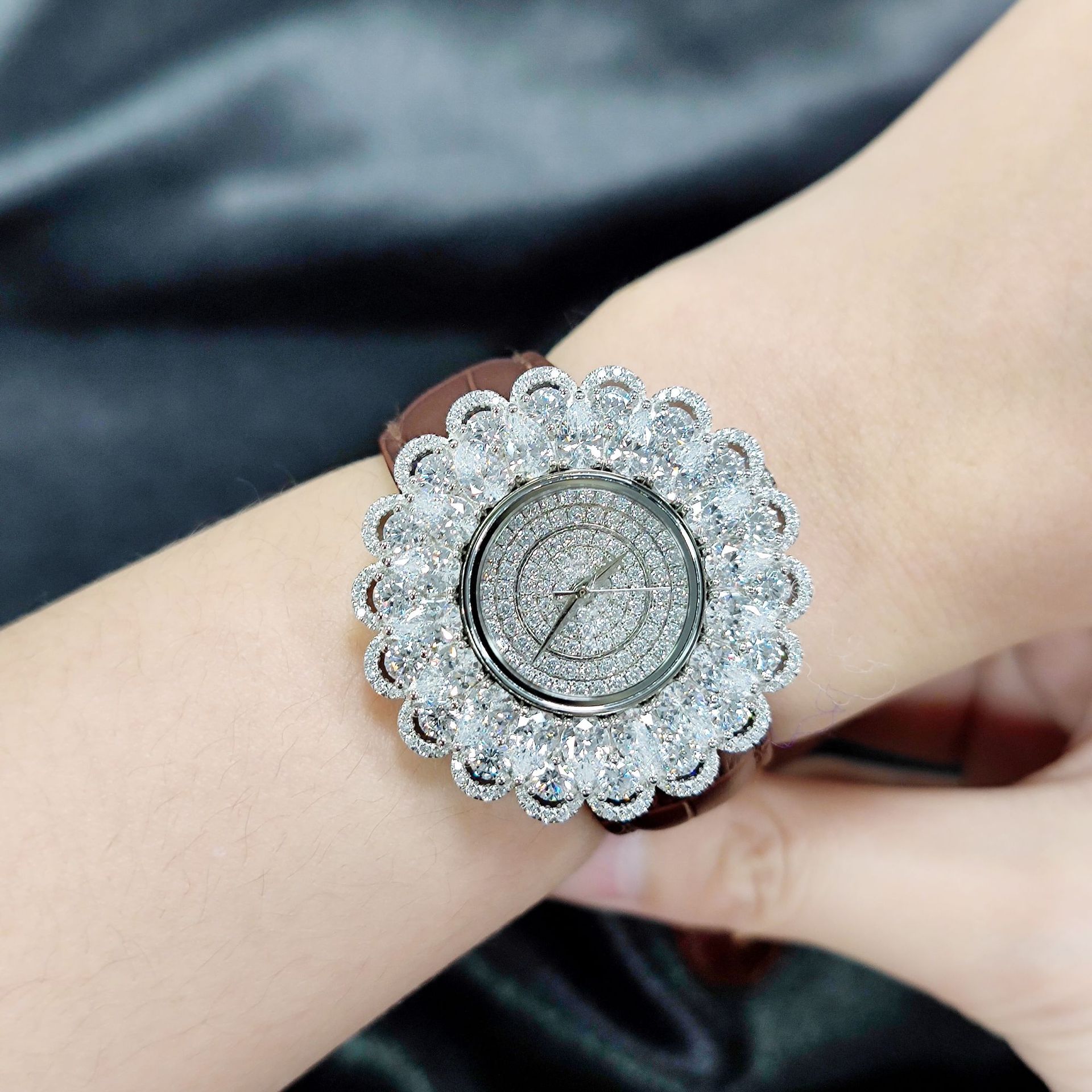 Aodhy 925 Sterling Silver Moissanite Floral Quartz Watch — detail 8