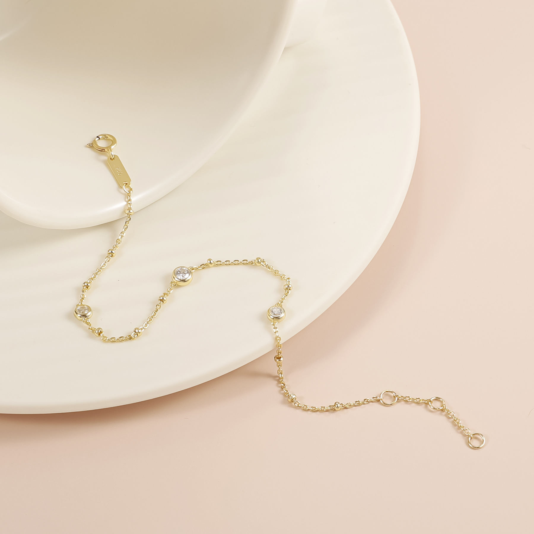 Aodhy Bubble Solitaire Moissanite or Lab-Grown Diamond Bracelet — detail 6