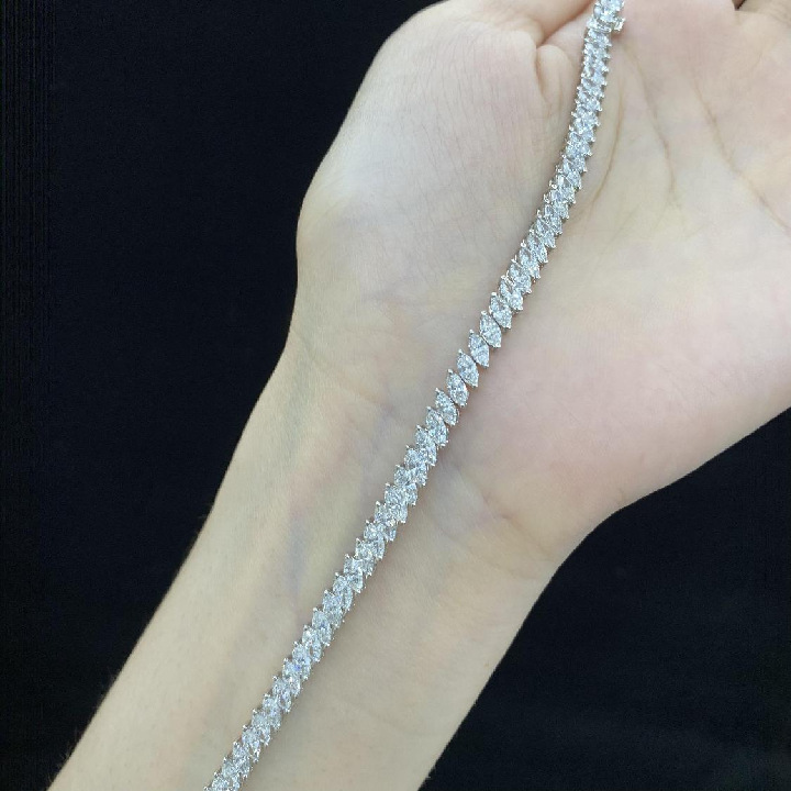 Aodhy 18K White Gold Lab-Grown Diamond Tennis Bracelet — detail 6